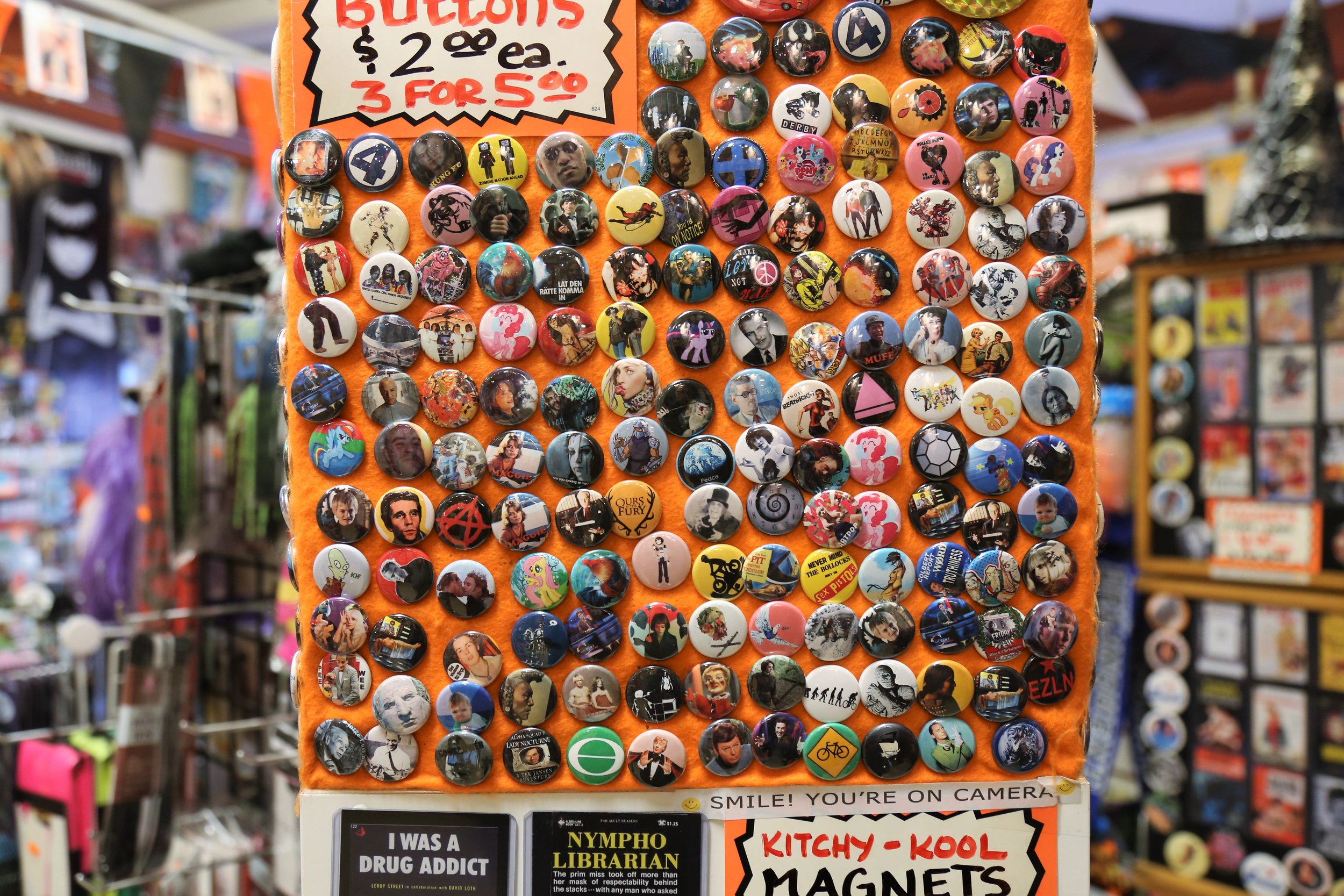 Orange Dracula's pin festish