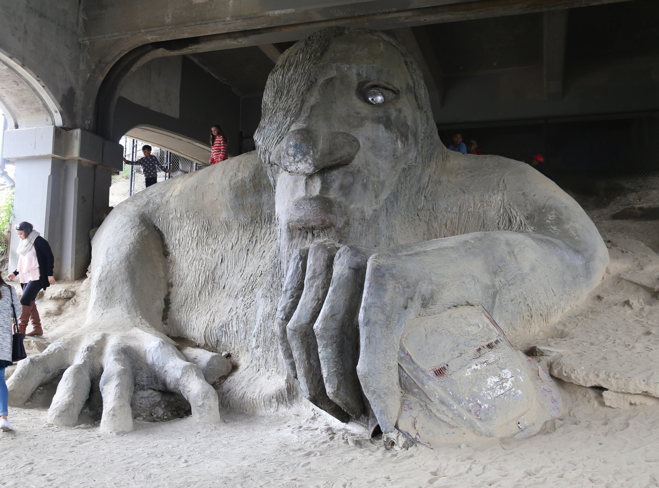 The Fremont Troll where Joseph Gordon Levitt filmed