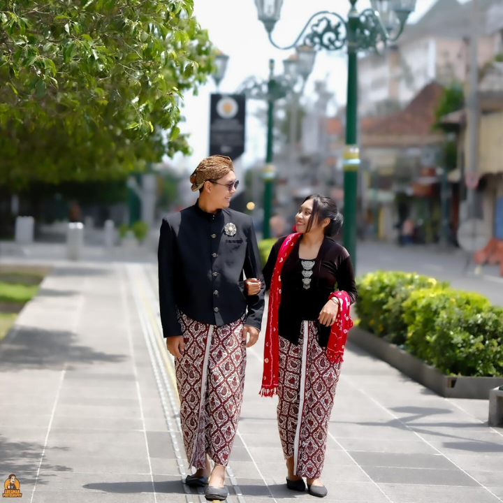 Foto-Konsep-Baju-Adat-di-Malioboro